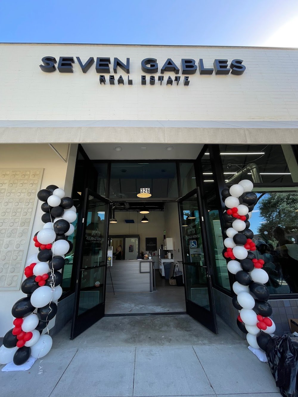 Seven Gables Real Estate